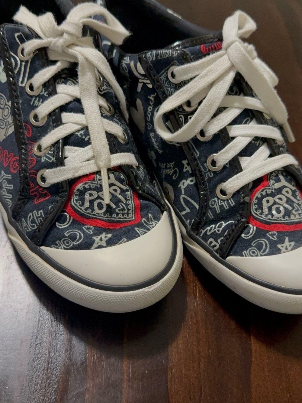Coach Vintage Poppy Graffiti doodle Sneakers Women's Size 8B